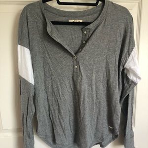Hollister Women’s Grey Henley (worn once)